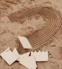 Sandbürste aus Holz