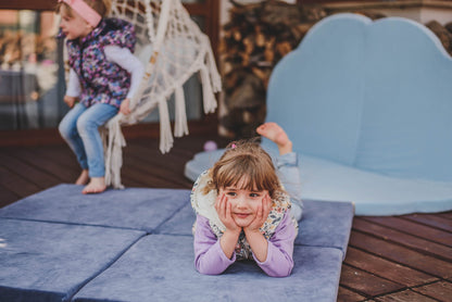 Spielmatte für Kinder aus Velours, quadratisch - dunkellila