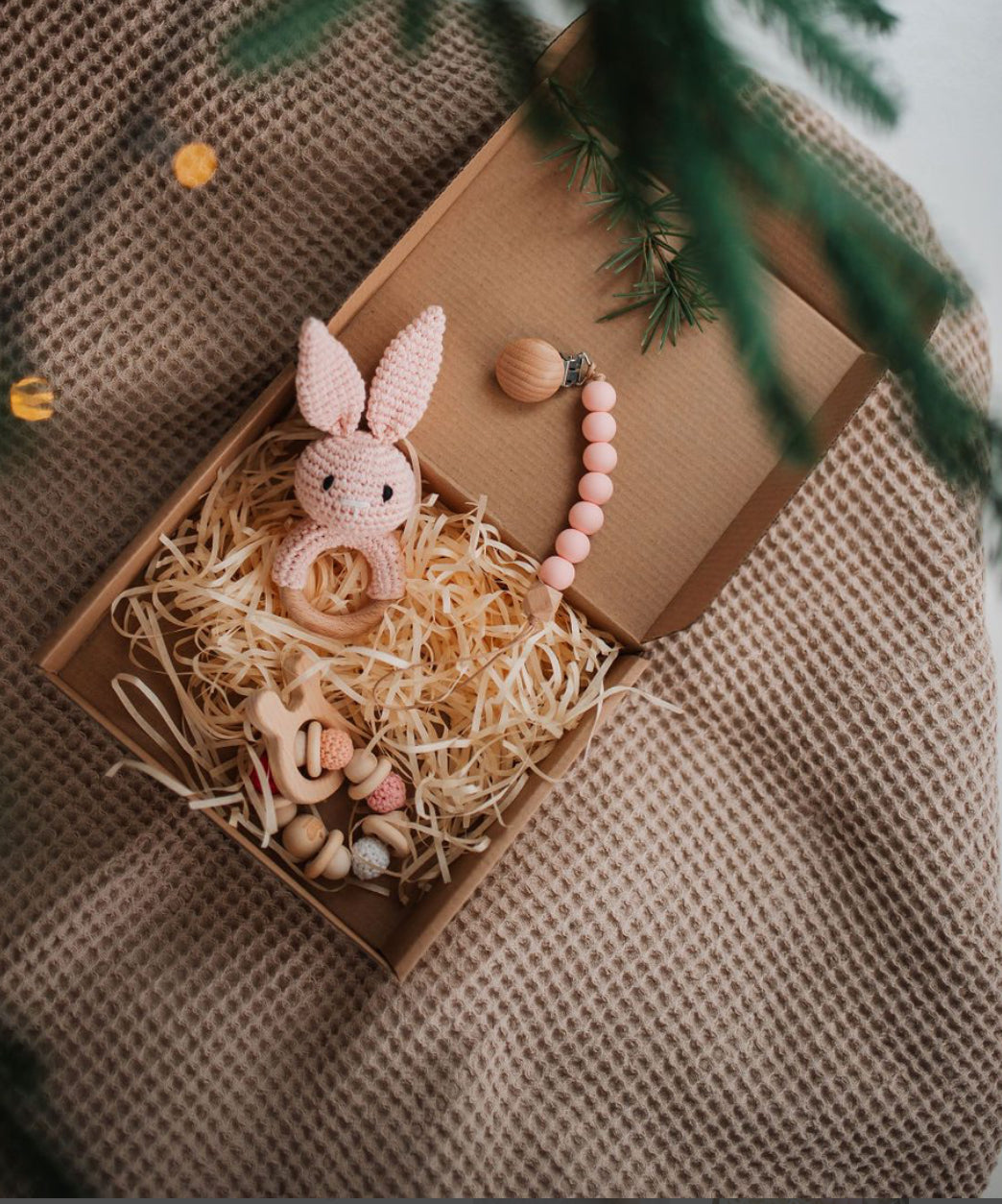 Baby Box - Geschenkset Beissring/Schnullerkette/Rassel - rosa