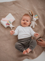 Coffret cadeau Licorne pour nouveau-né – Essentiels – Coffret bébé – Baby Shower