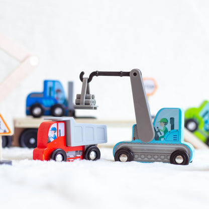 Wooden construction vehicles playset